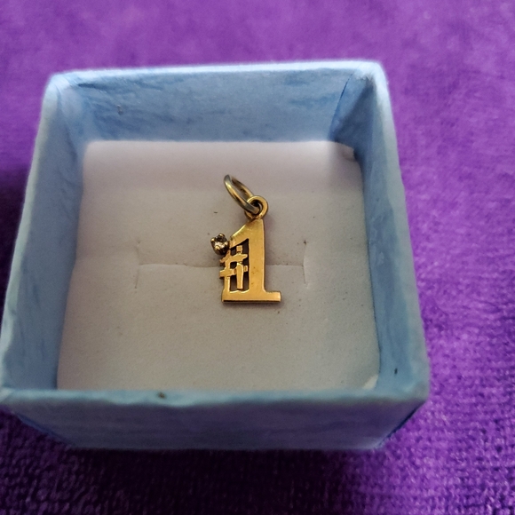 Your no 1 # 10k gold - Picture 4 of 4